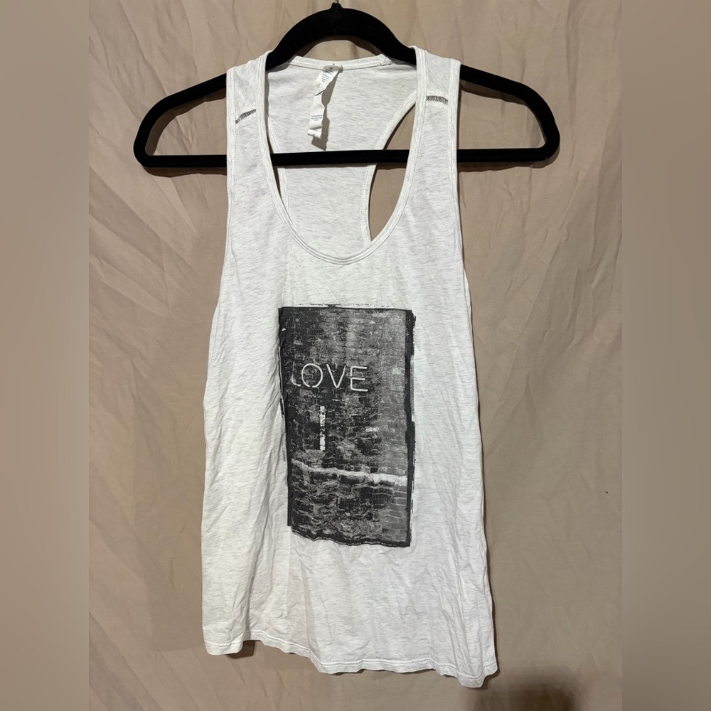 Lululemon tank top
